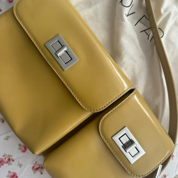 By far Billy Medium bag in yellow - Picture 5 of 8